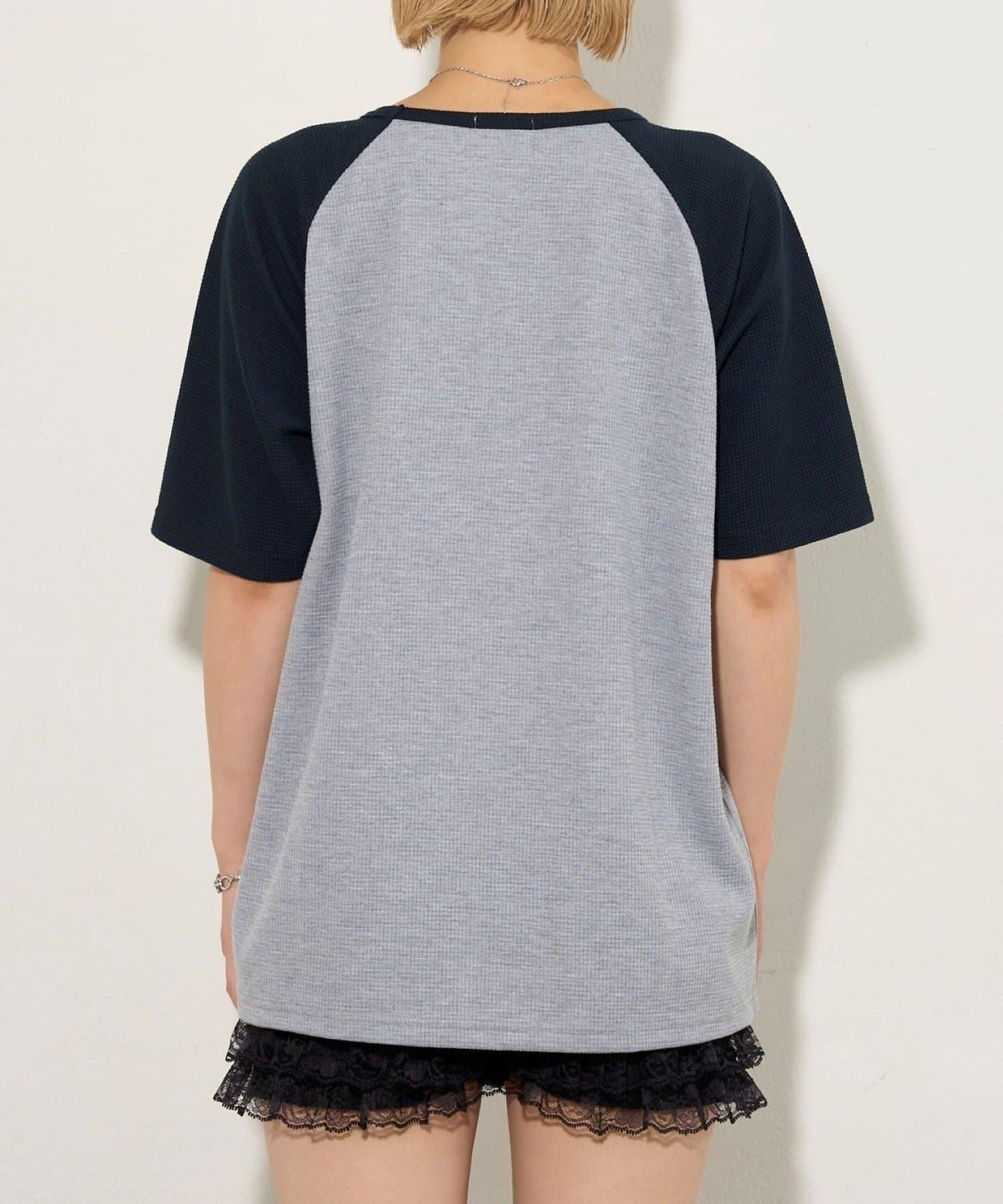 夏洛特華夫爾圓領拉格朗半袖T恤