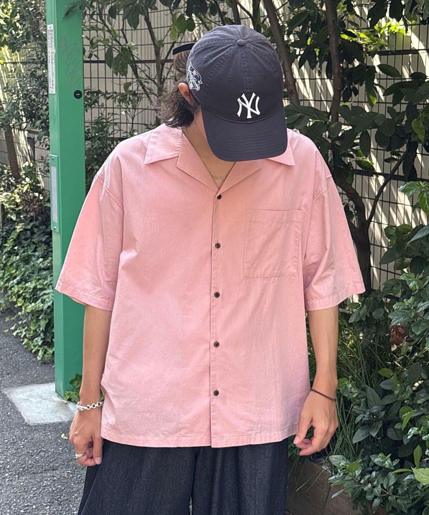 復古風開領襯衫