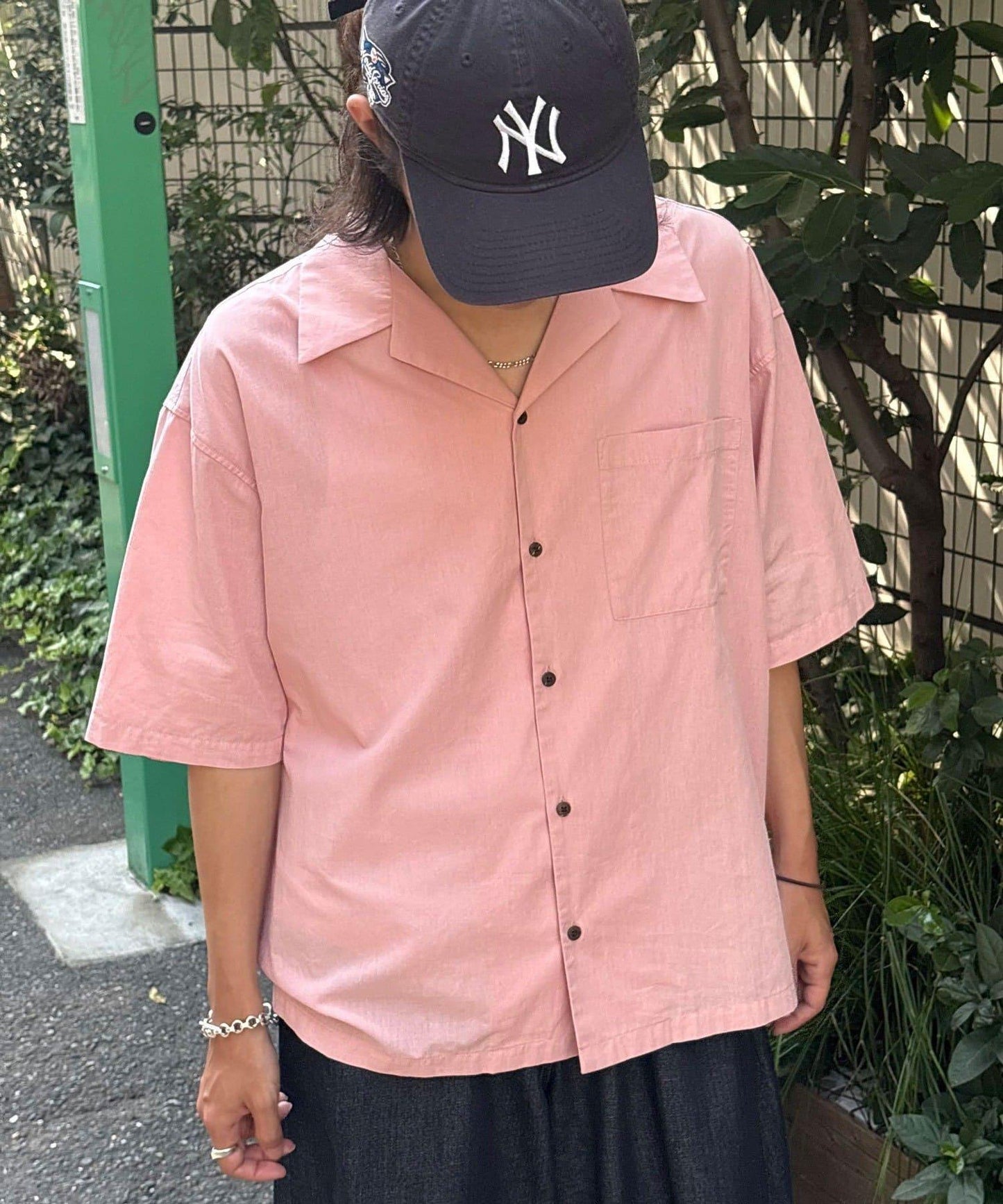 復古風開領襯衫