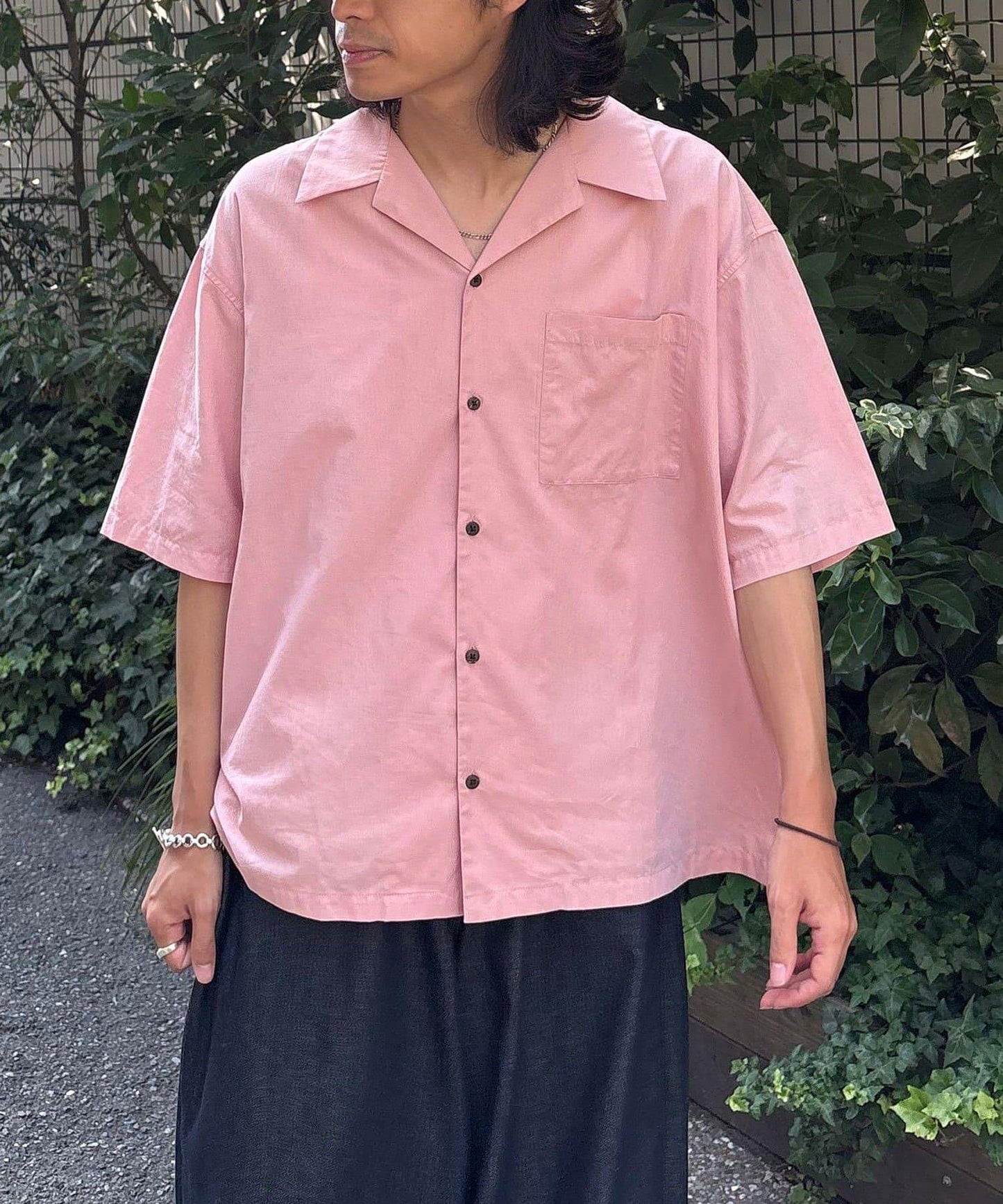 復古風開領襯衫