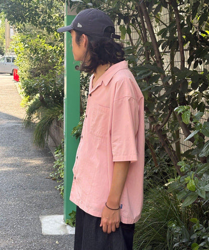 復古風開領襯衫