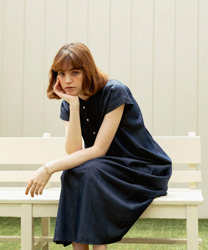 牛仔壓褶拼接法式連衣裙
