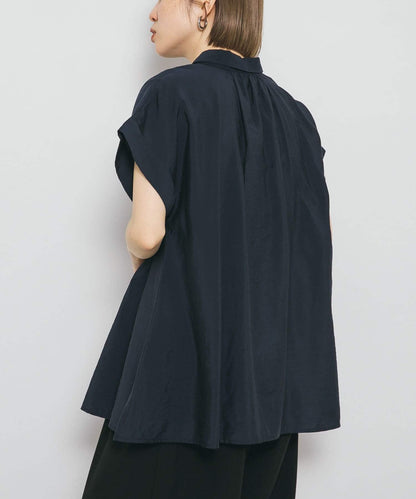 無袖褶皺喇叭襯衫