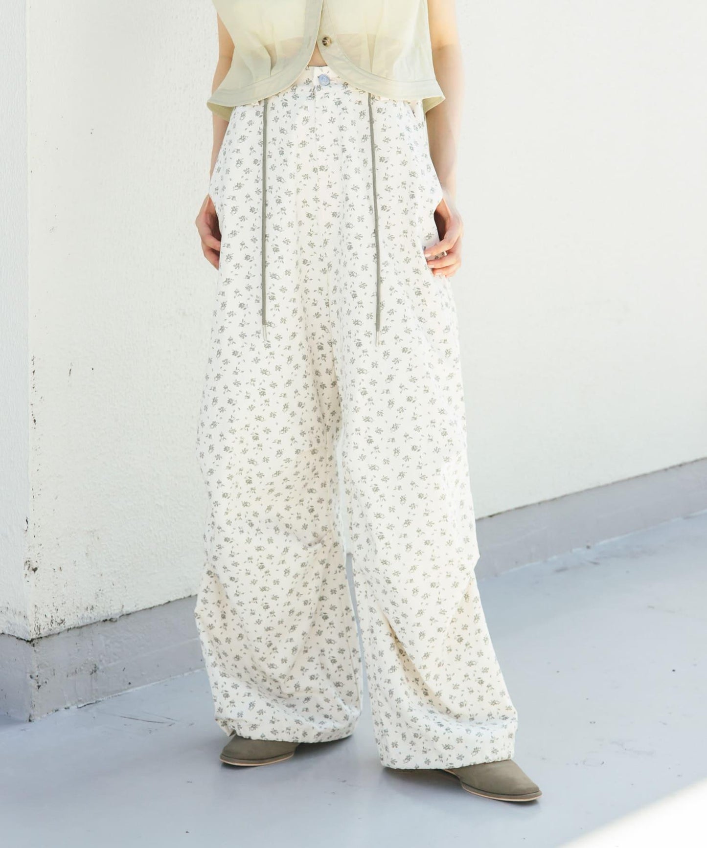 花卉印花抽繩褲