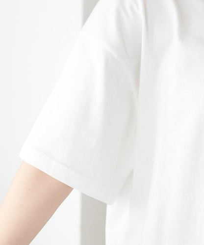 混合字體背部印花 T恤