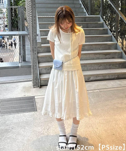 Discoat umm. 拼褶蕾絲傘擺半身裙