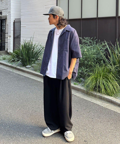 復古風開領襯衫