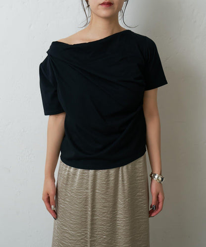 2向肩部垂墜T恤