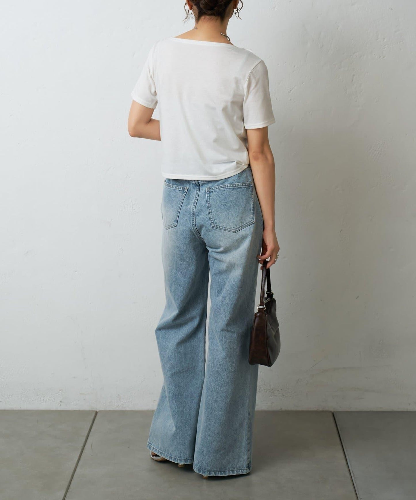 2向肩部垂墜T恤