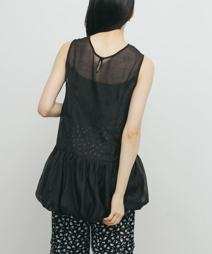 抽繩泡泡袖上衣