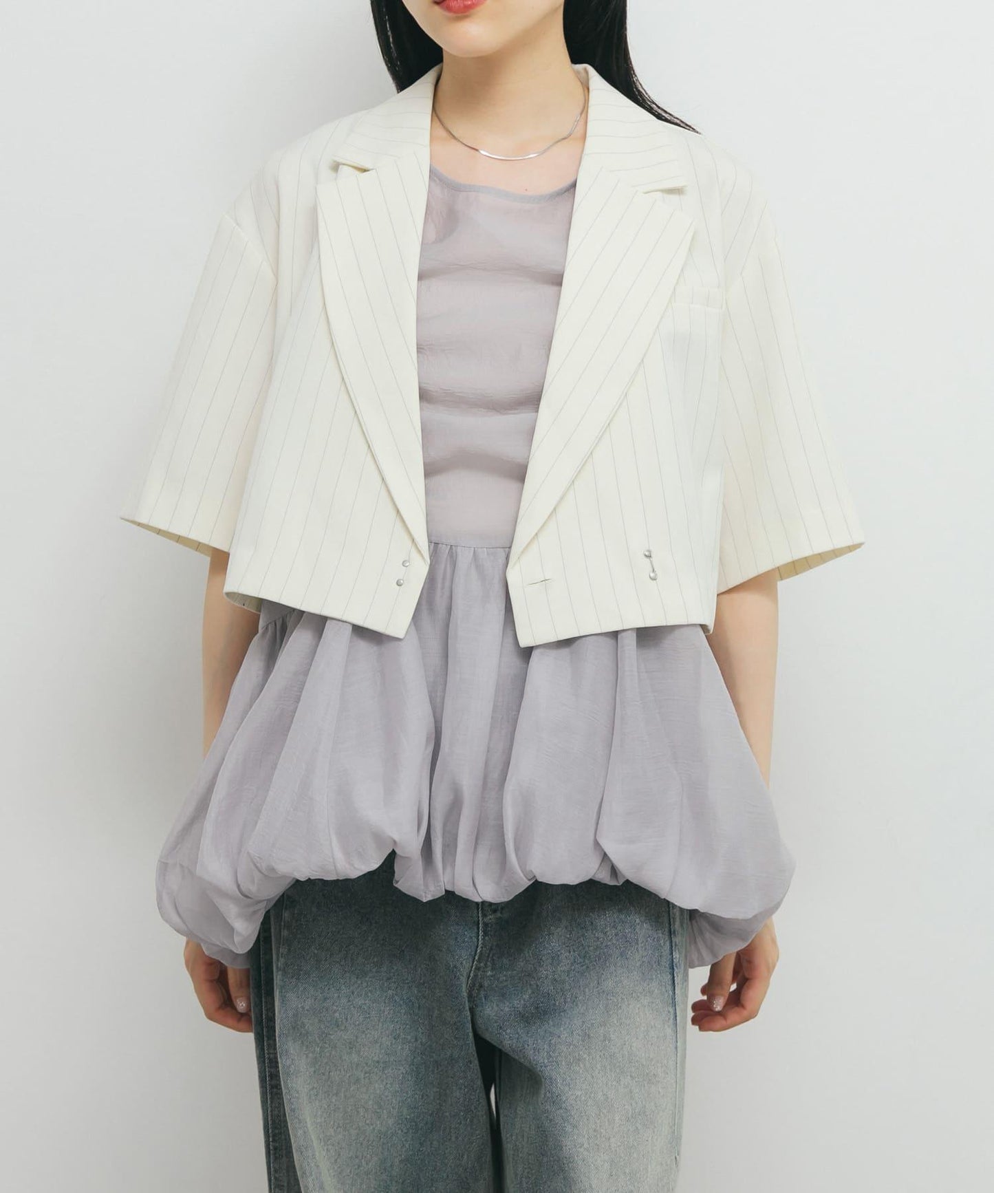 抽繩泡泡袖上衣