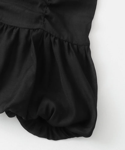 抽繩泡泡袖上衣