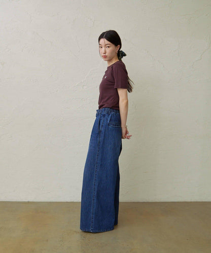 刺繡坦克頂