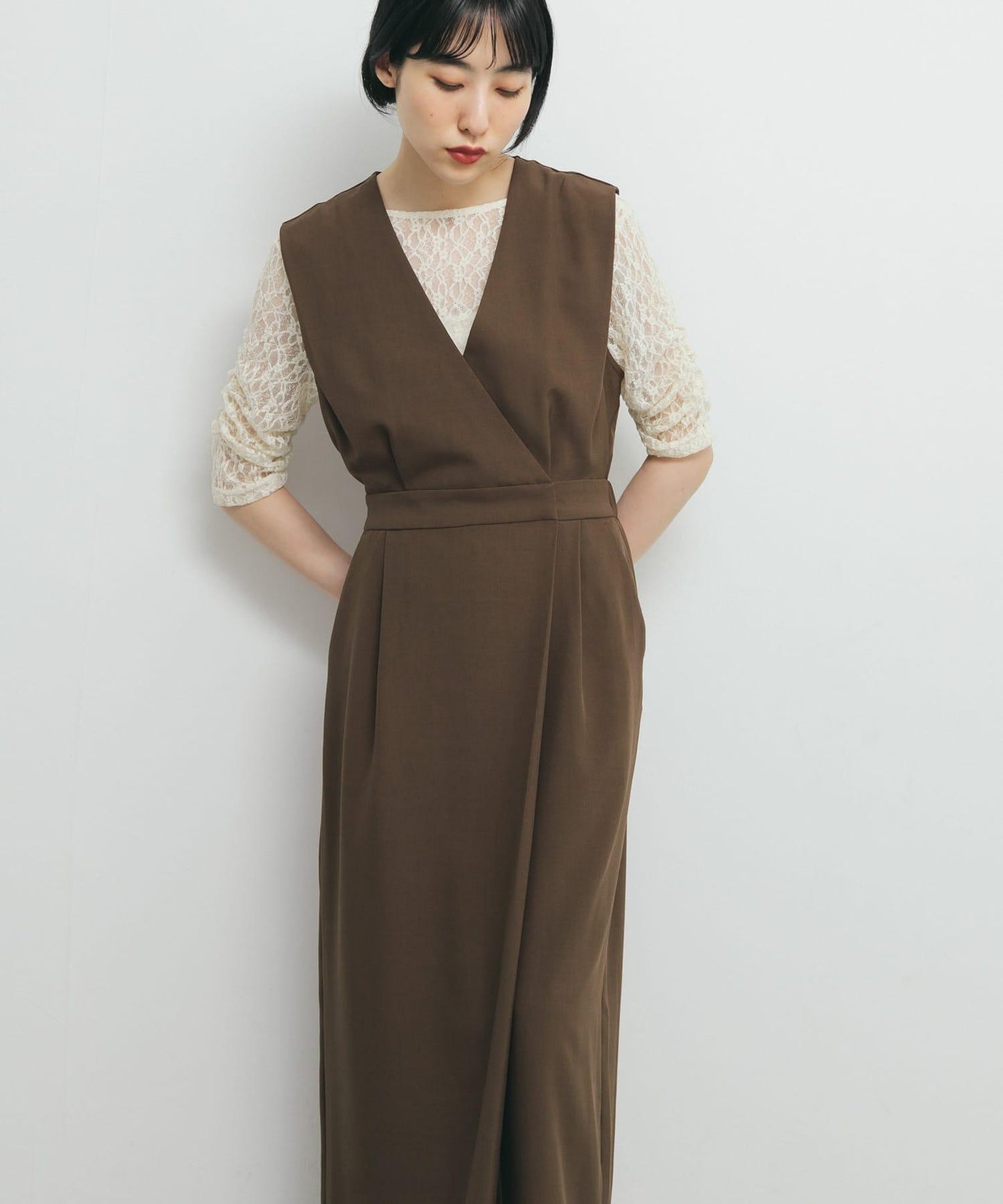 裹身連衣裙式揹帶裙