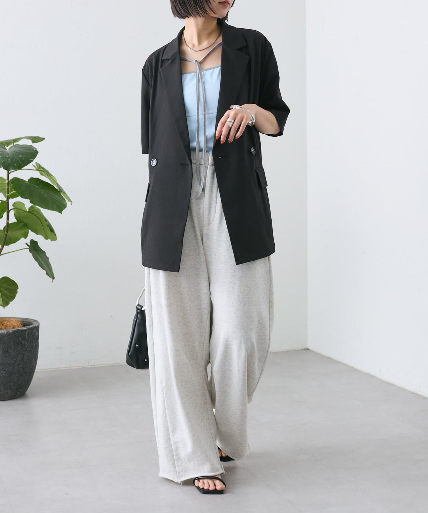 【神秘】配色領圈短袖T恤