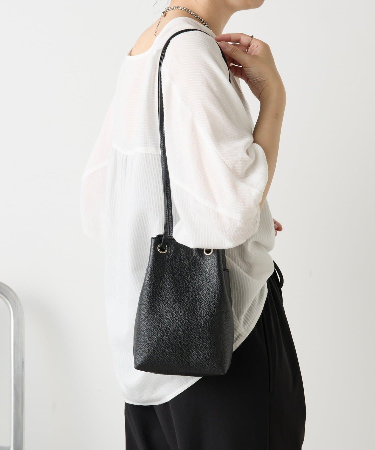 真皮迷你寬口袋包