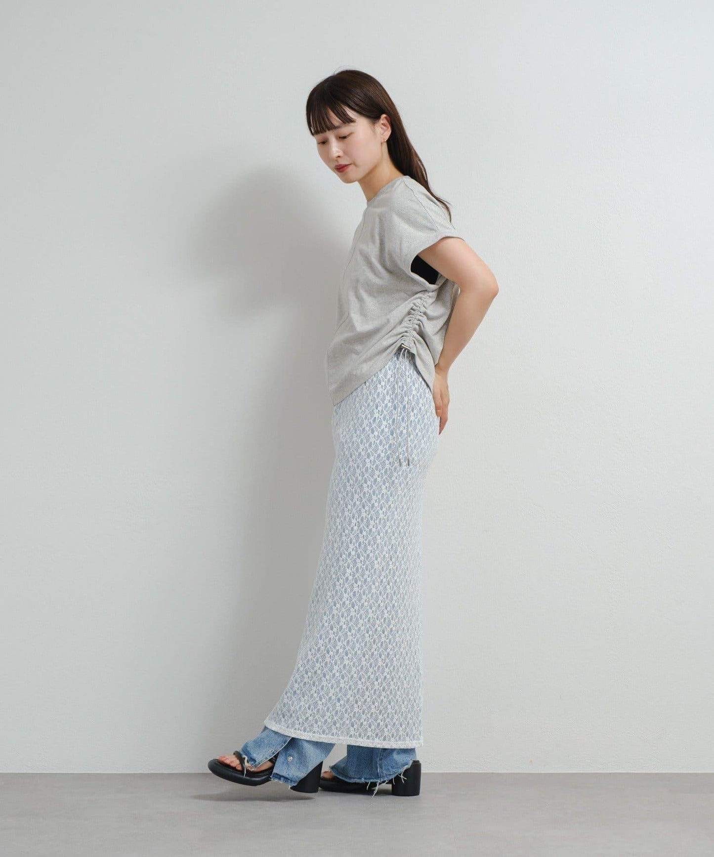 Kastane B 蕾絲開叉半身裙