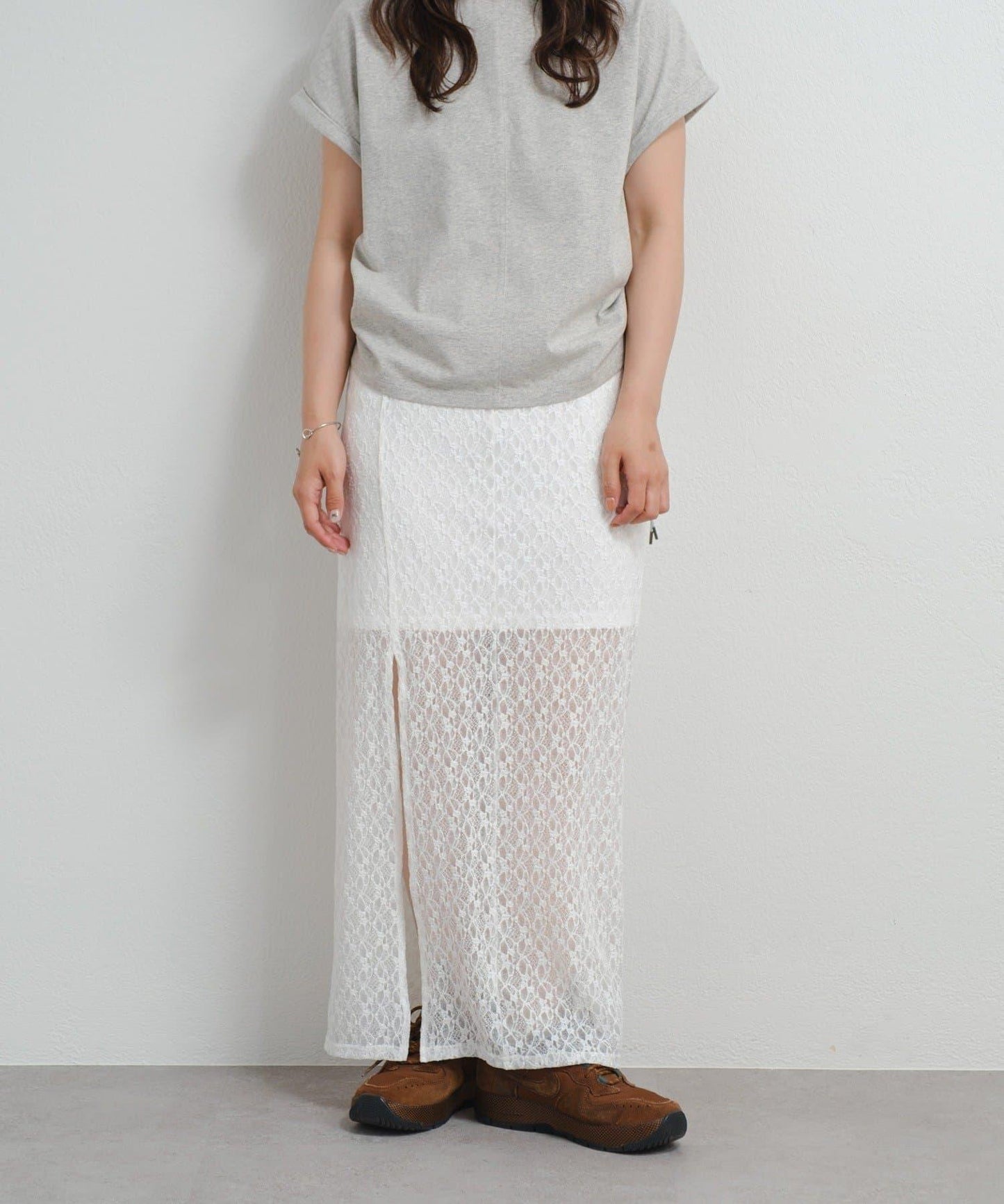 Kastane B 蕾絲開叉半身裙