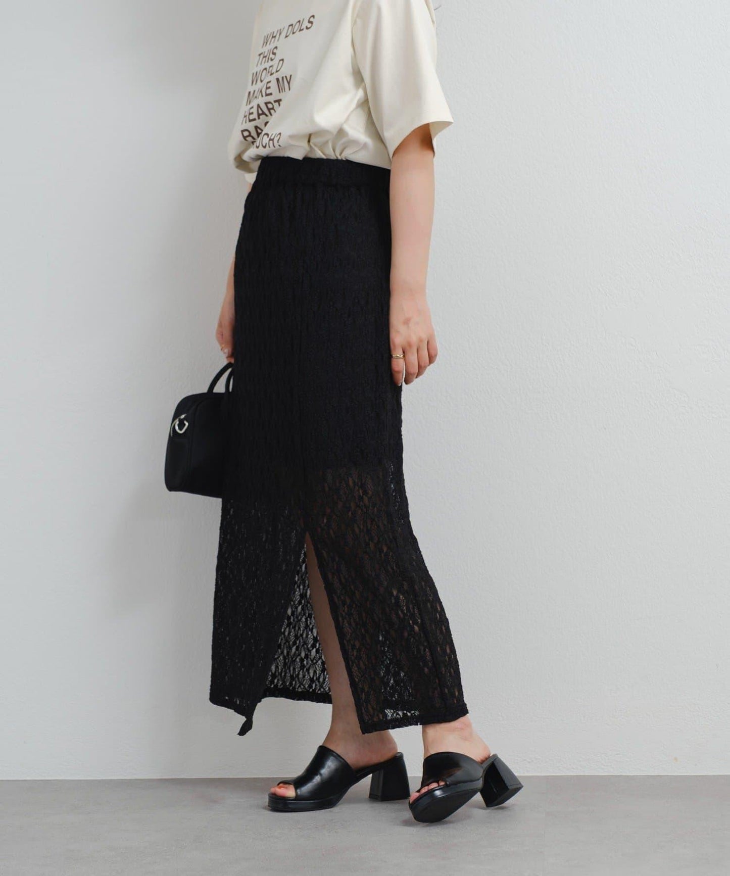 Kastane B 蕾絲開叉半身裙