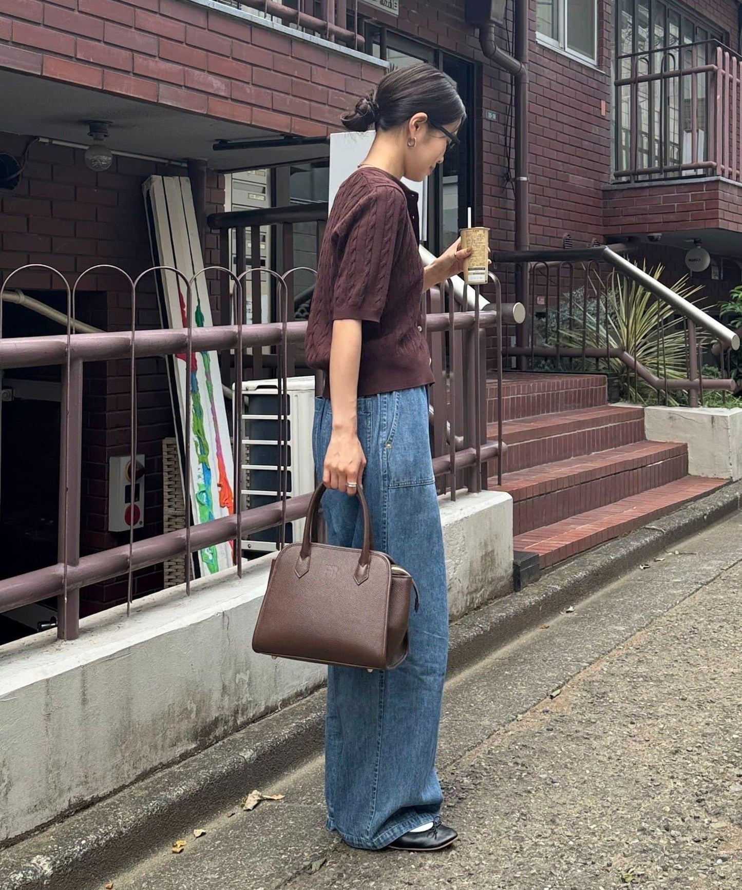 FR梯形皮革手提包