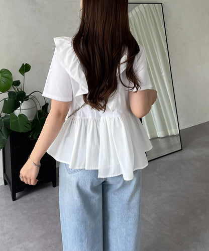 下襬不對稱荷葉邊T恤