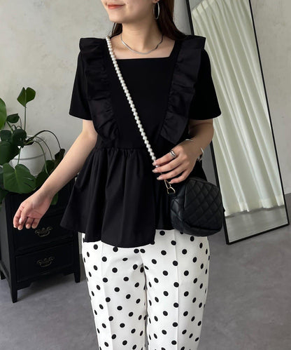 下襬不對稱荷葉邊T恤