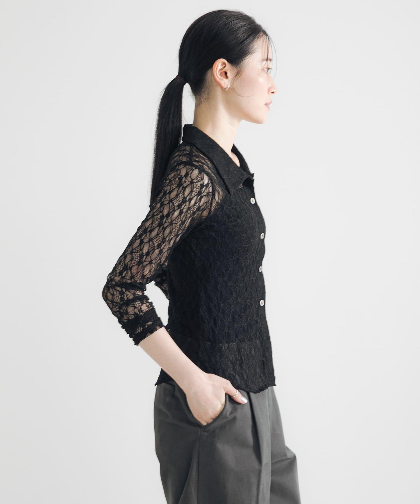 彈力蕾絲襯衫領上衣
