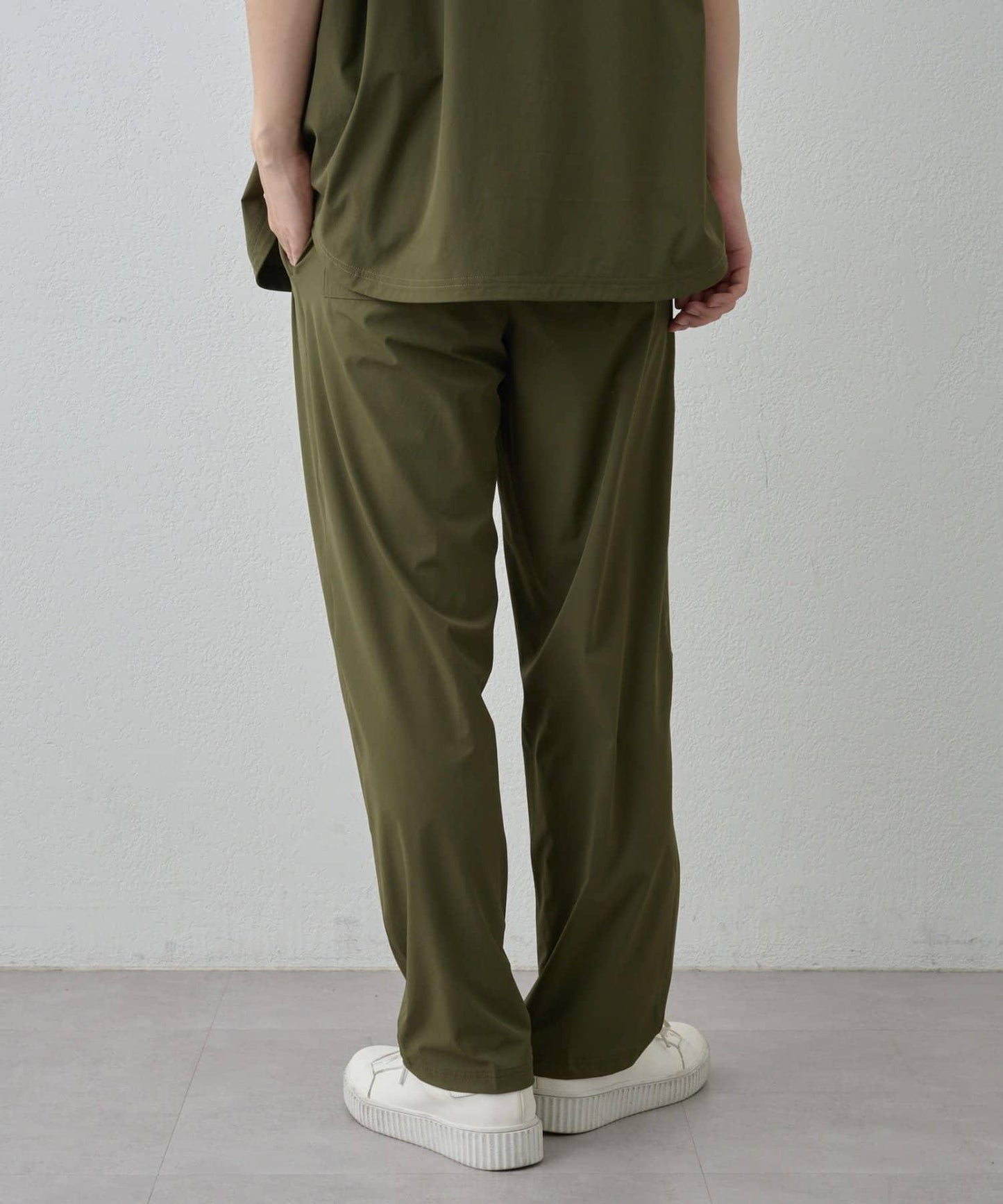 【套裝搭配】接觸冷感冰絲休閒褲