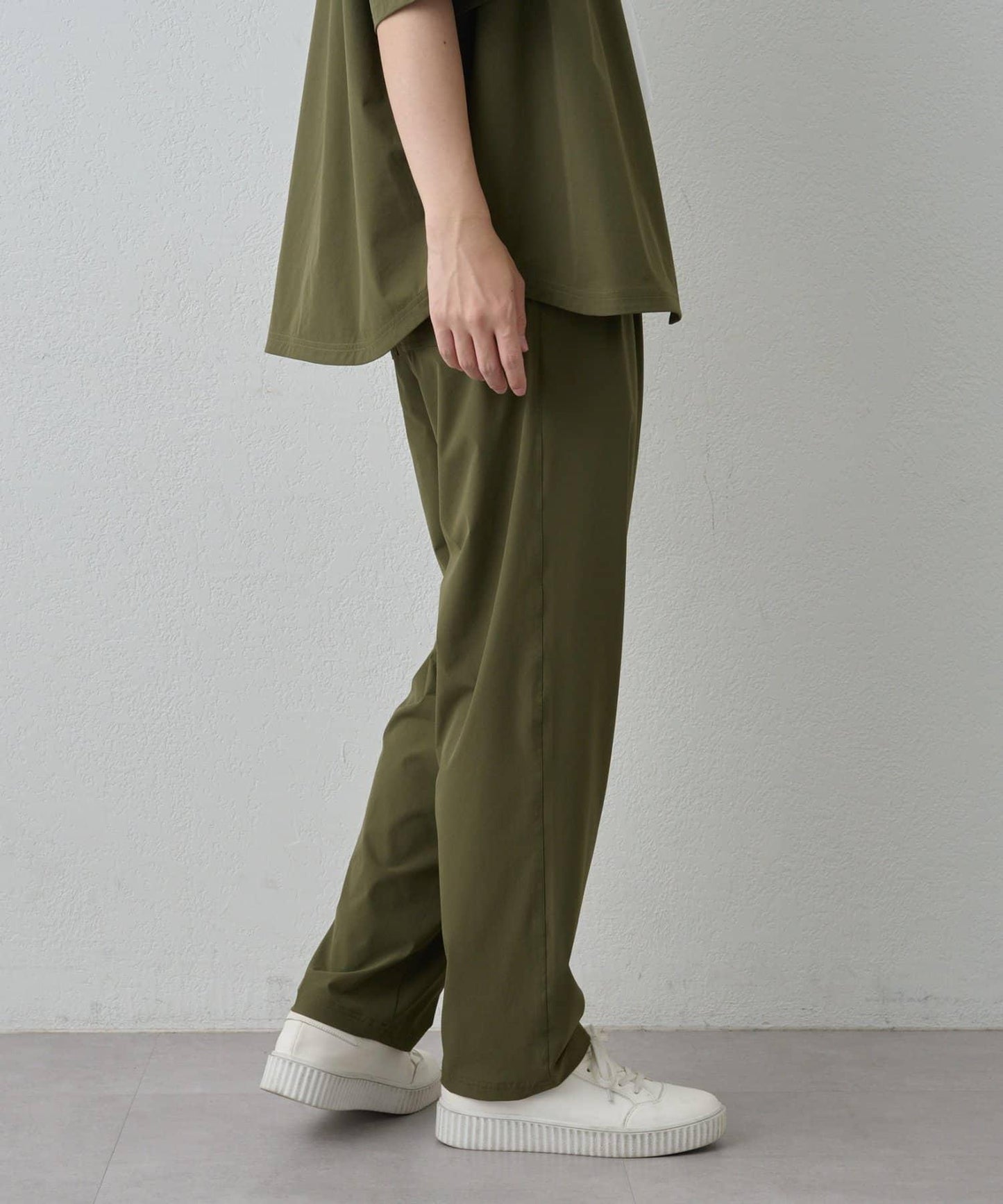 【套裝搭配】接觸冷感冰絲休閒褲