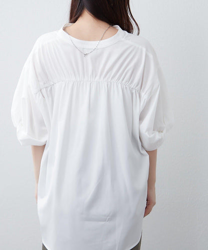 扭結袖蘑菇褶皺襯衫