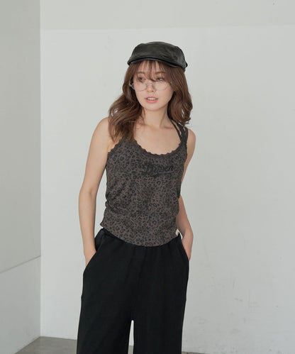 豹紋胸墊 蕾絲Logo疊穿 吊帶背心