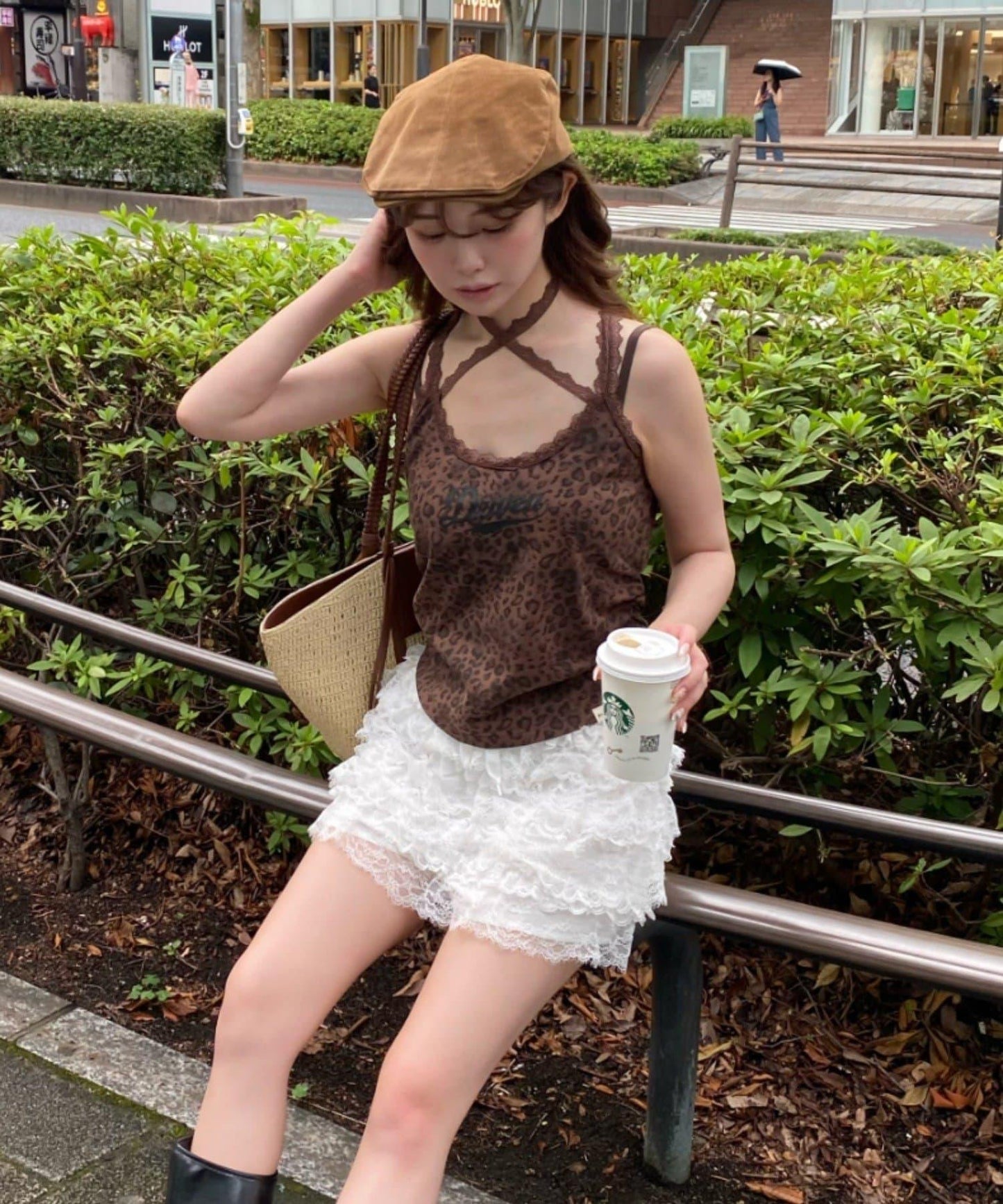 豹紋胸墊 蕾絲Logo疊穿 吊帶背心