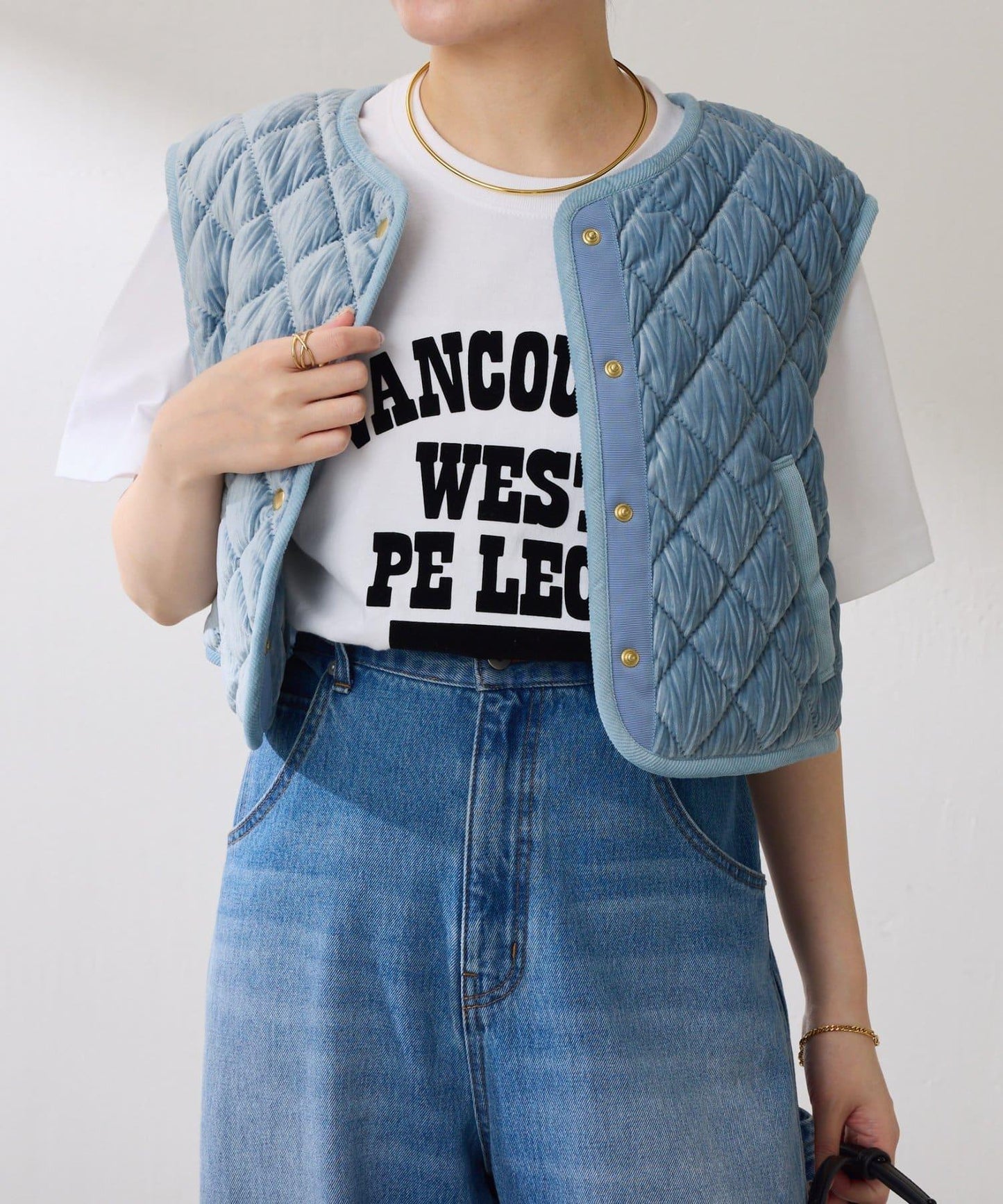 【成人款標誌T恤】溫哥華 絨布標誌T恤