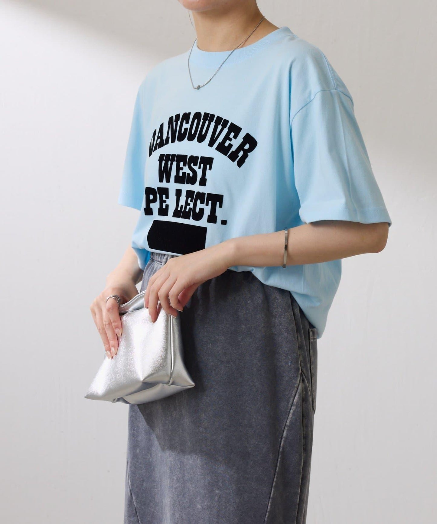 【成人款標誌T恤】溫哥華 絨布標誌T恤