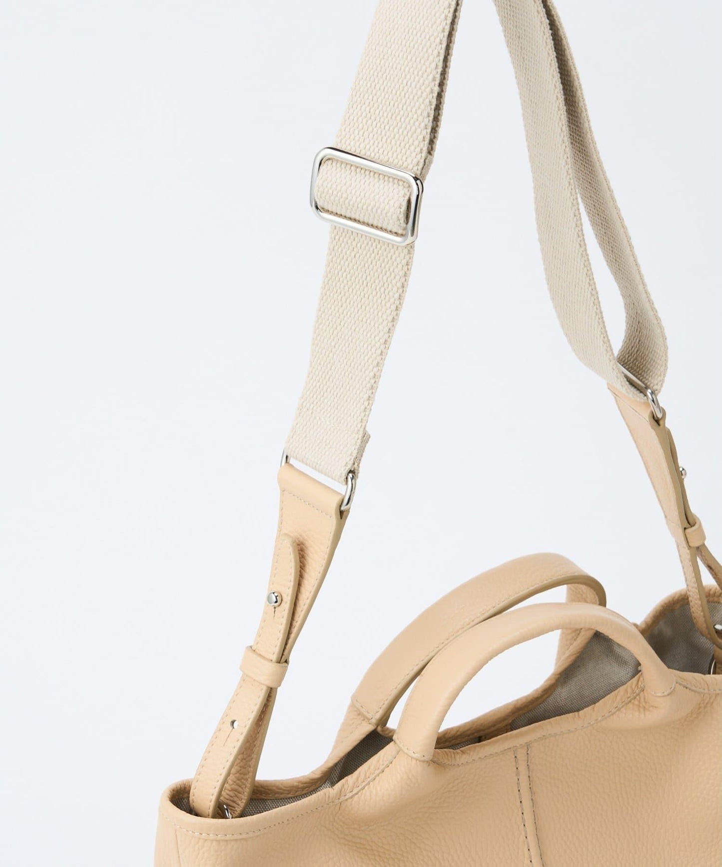 【Hoaw.】皮革肩帶包