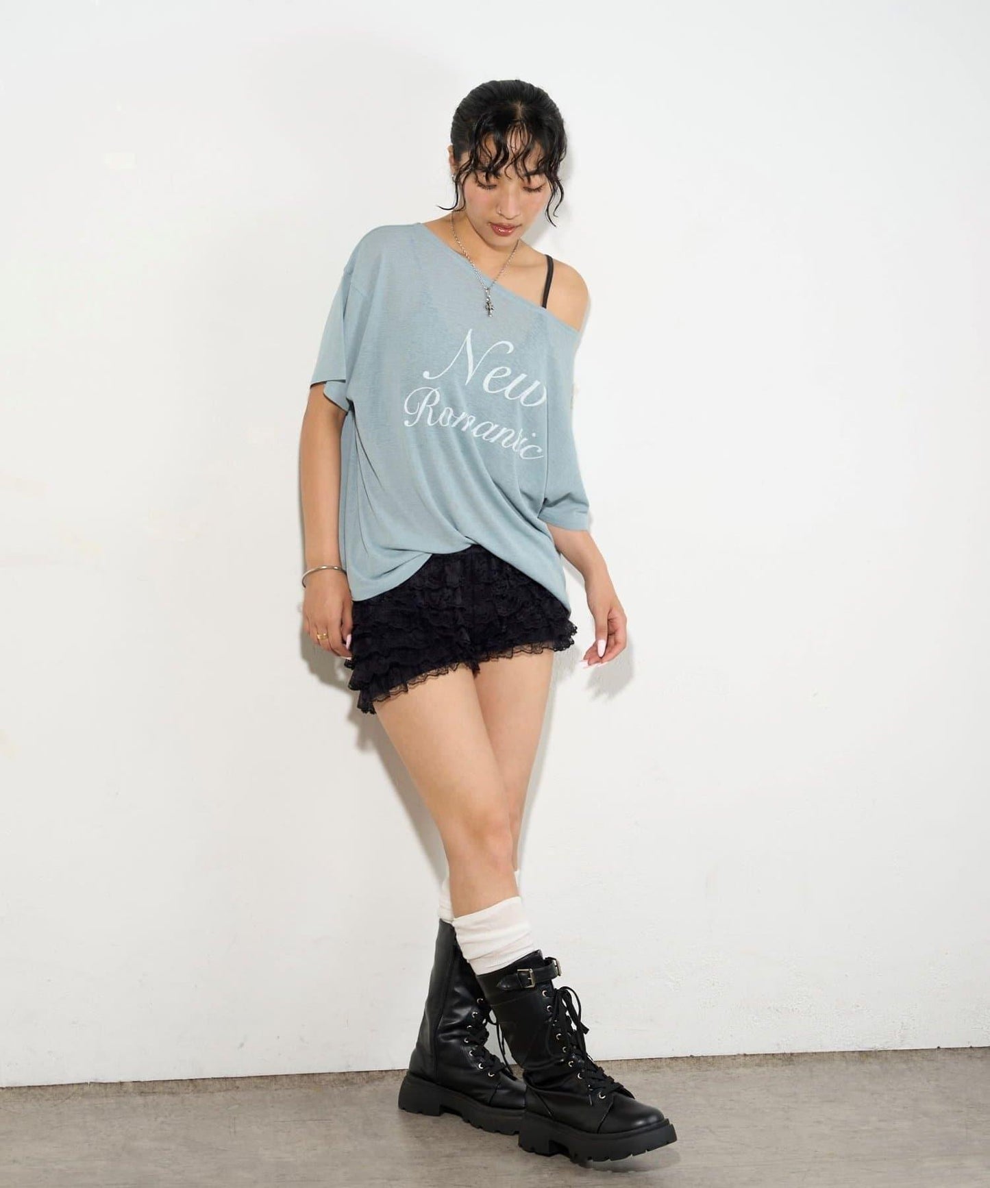 WHO'S WHO gallery 透視寬鬆一字肩T恤