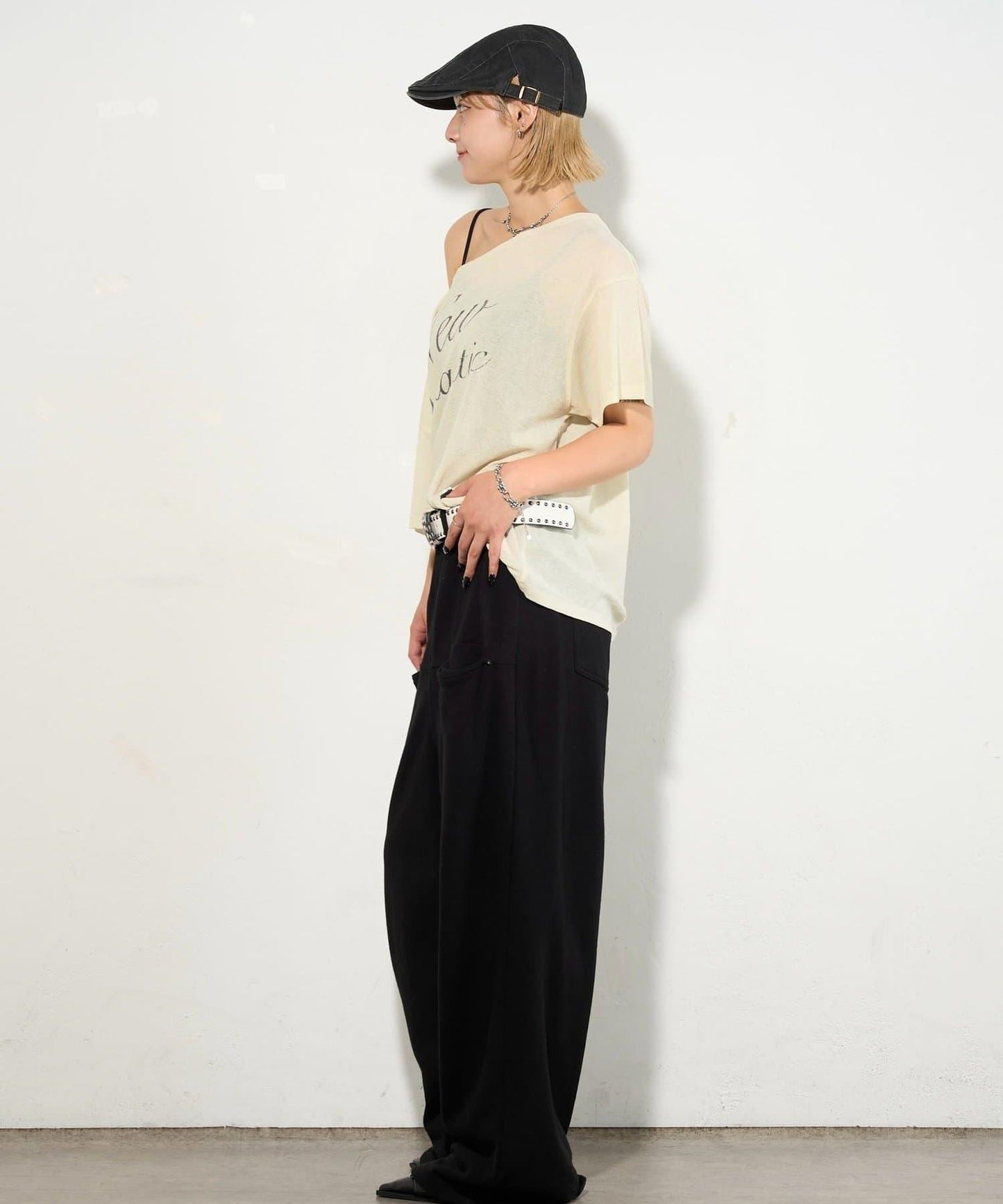 WHO'S WHO gallery 透視寬鬆一字肩T恤