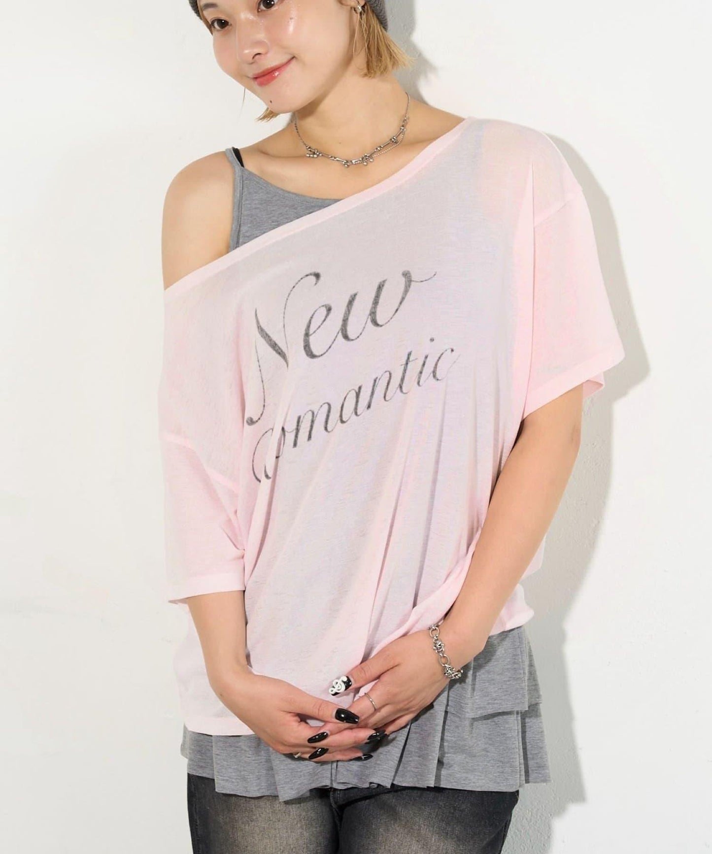 WHO'S WHO gallery 透視寬鬆一字肩T恤