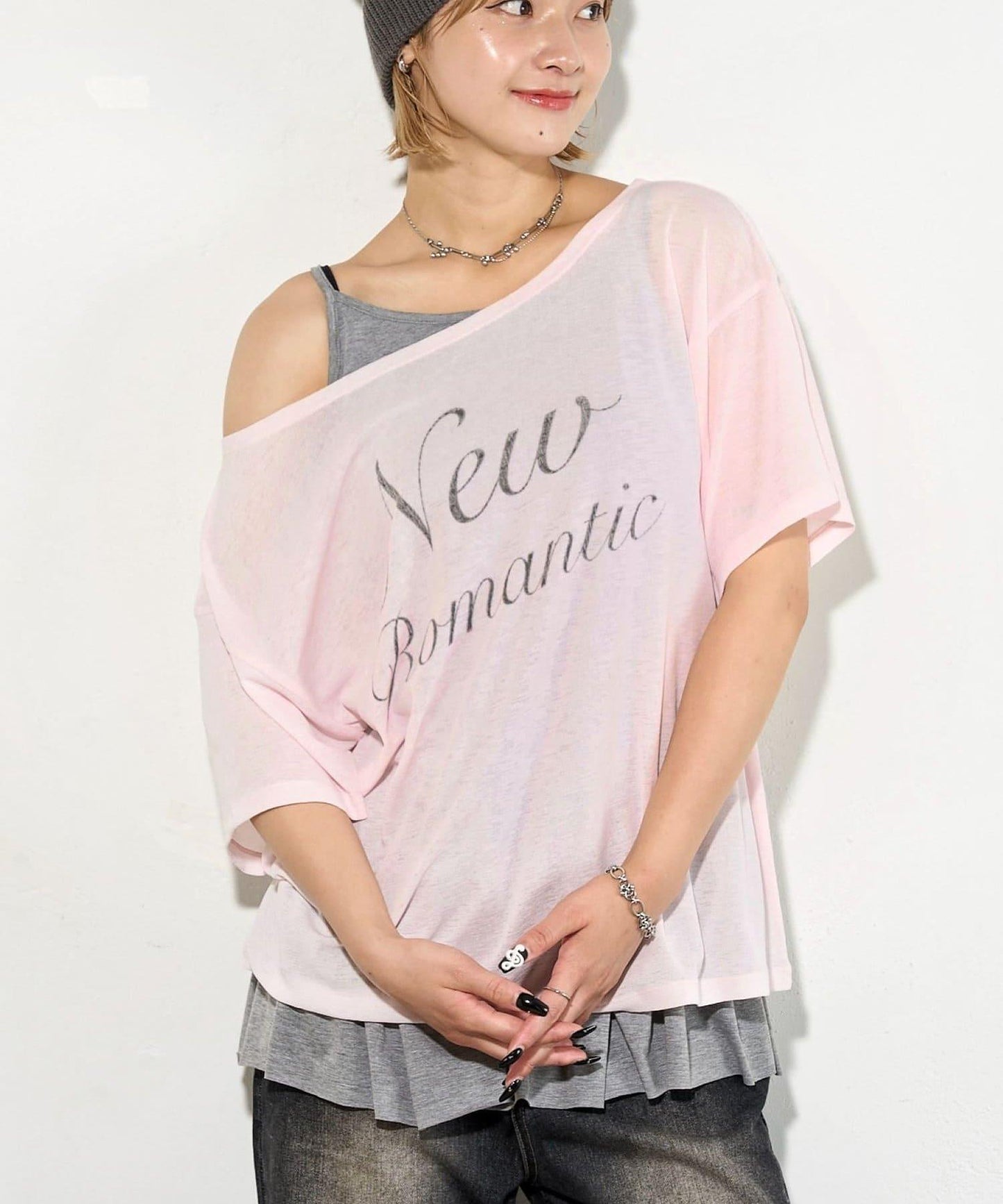 WHO'S WHO gallery 透視寬鬆一字肩T恤