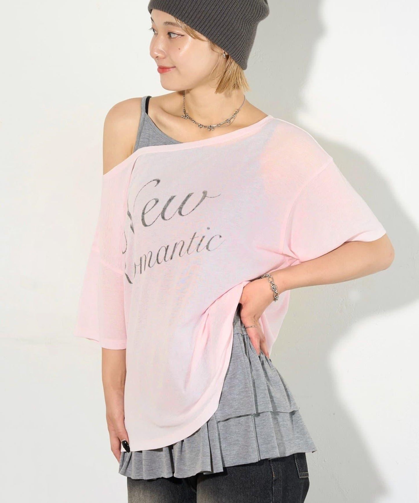 WHO'S WHO gallery 透視寬鬆一字肩T恤