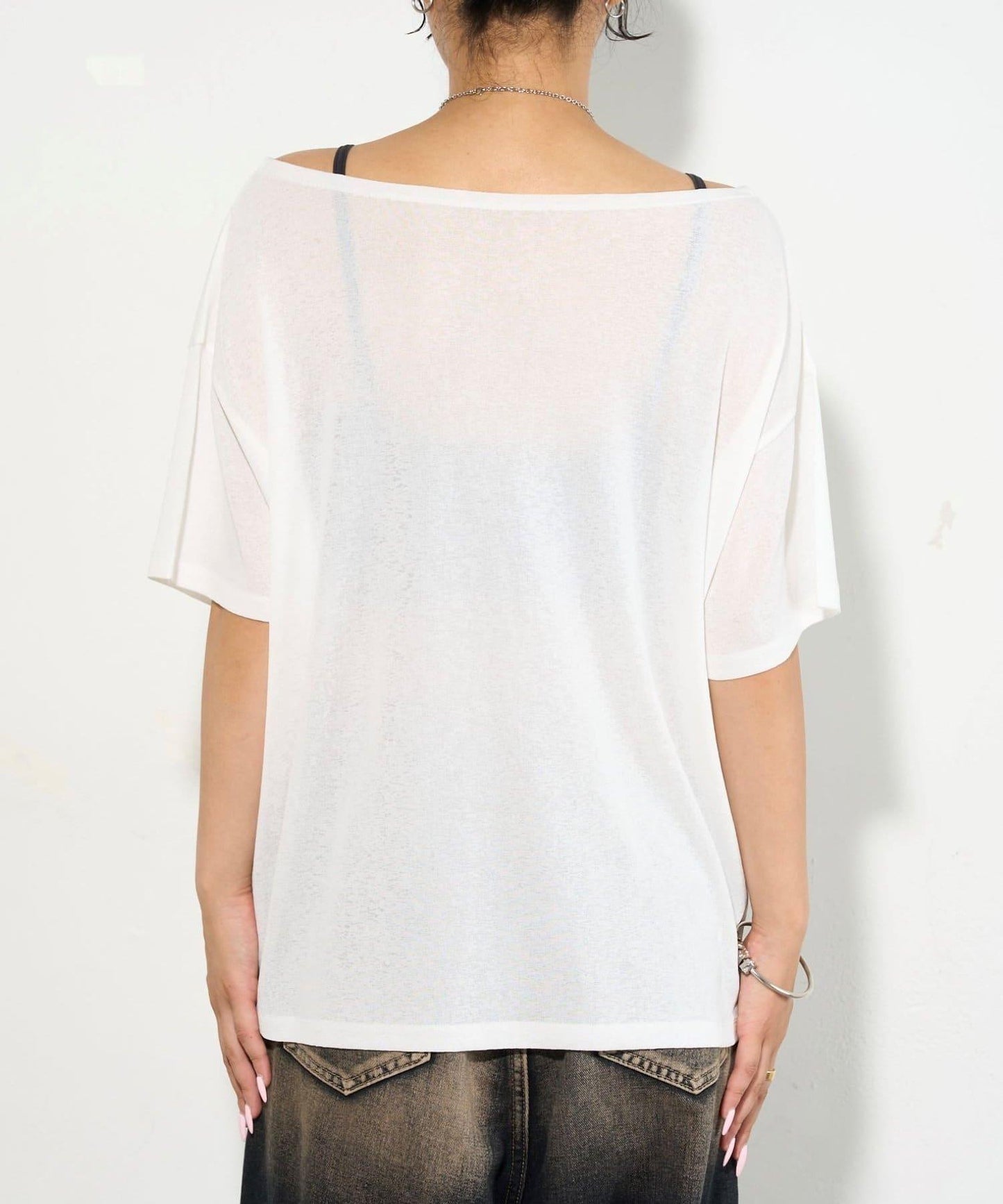 WHO'S WHO gallery 透視寬鬆一字肩T恤