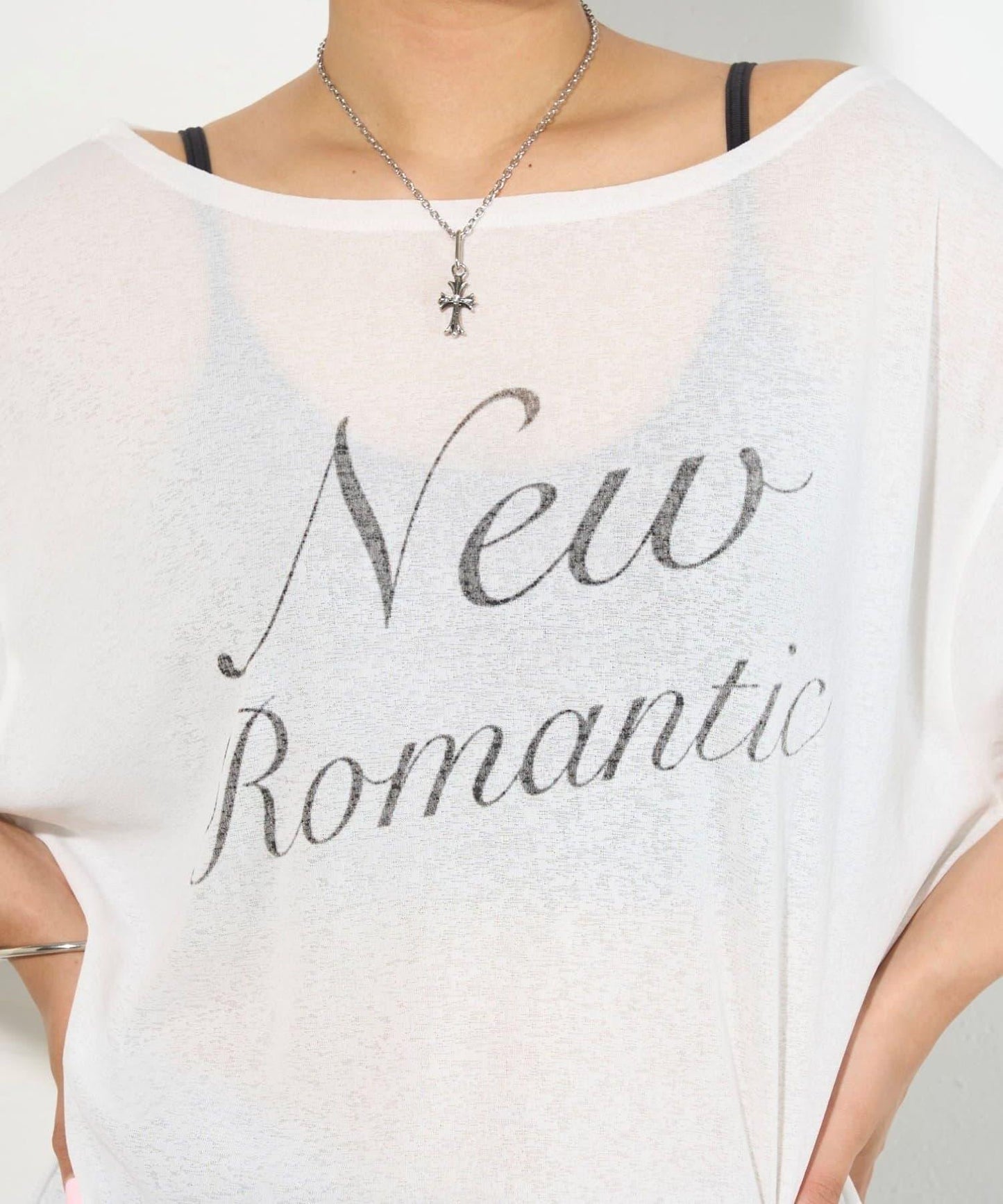 WHO'S WHO gallery 透視寬鬆一字肩T恤