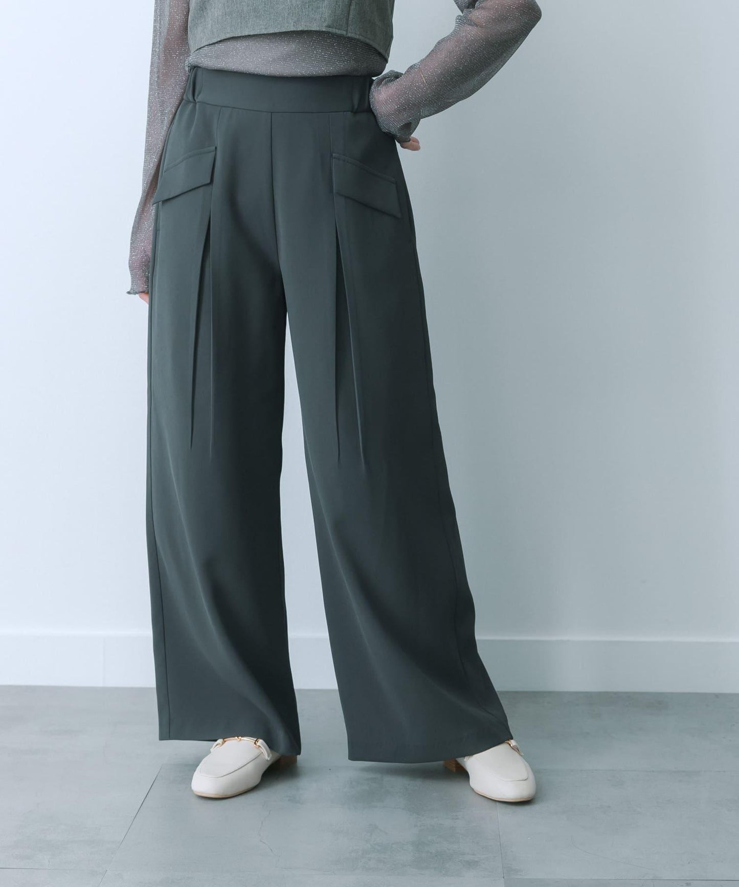 翻蓋口袋寬鬆長褲