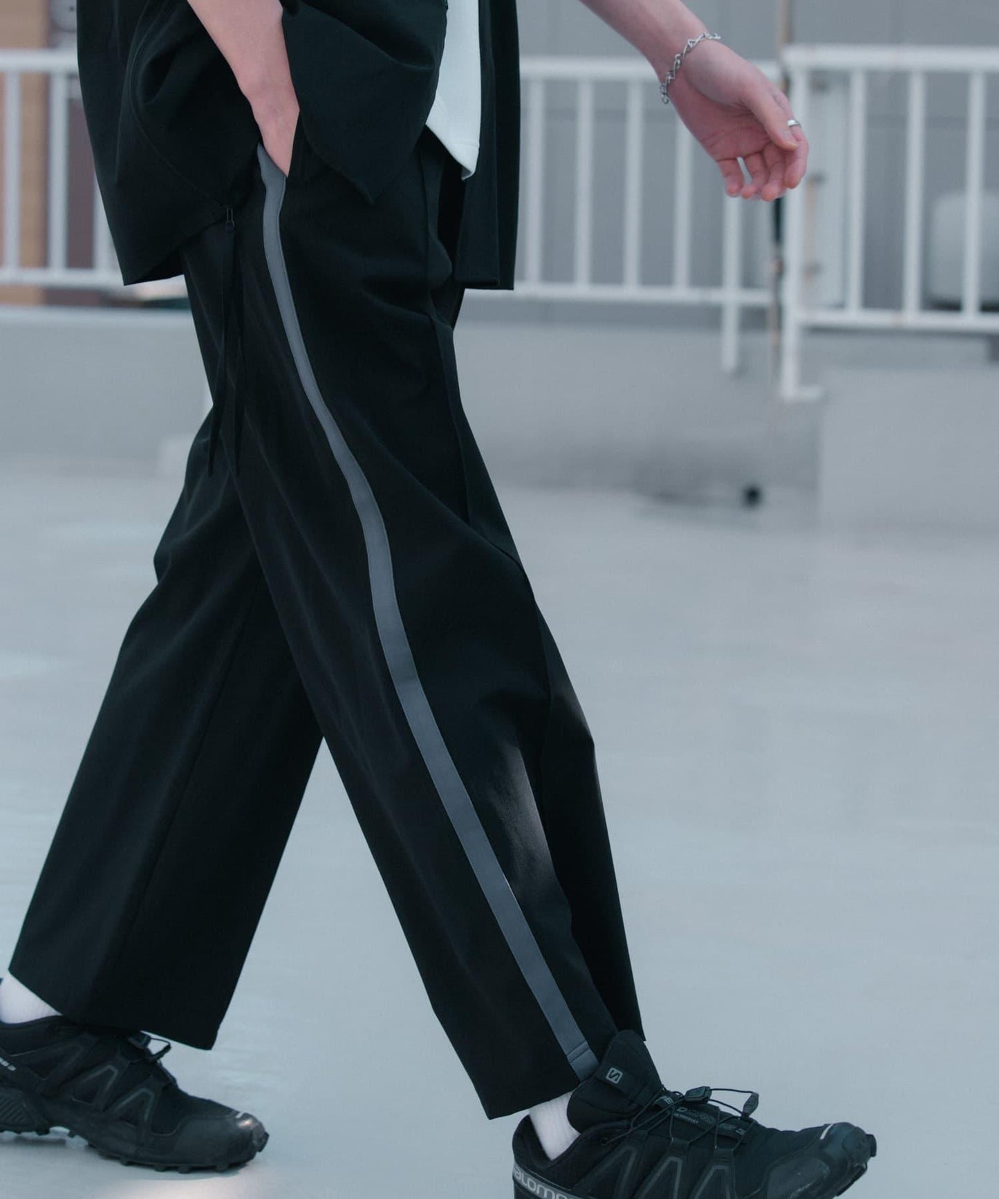 Uiscel 4向彈力側邊條紋褲