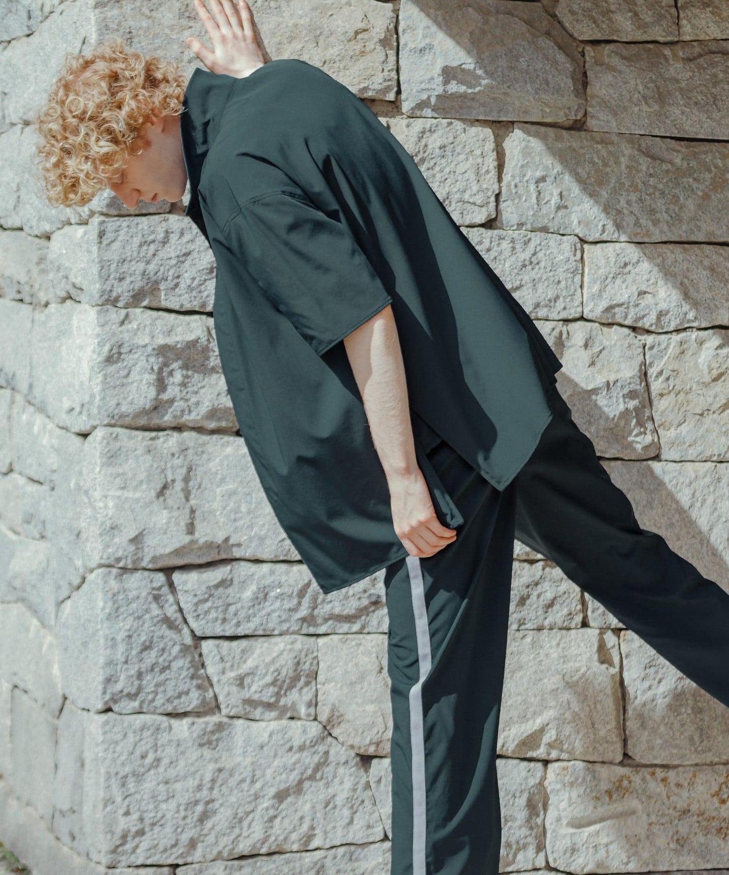 Uiscel 4向彈力側拉鍊寬鬆襯衫