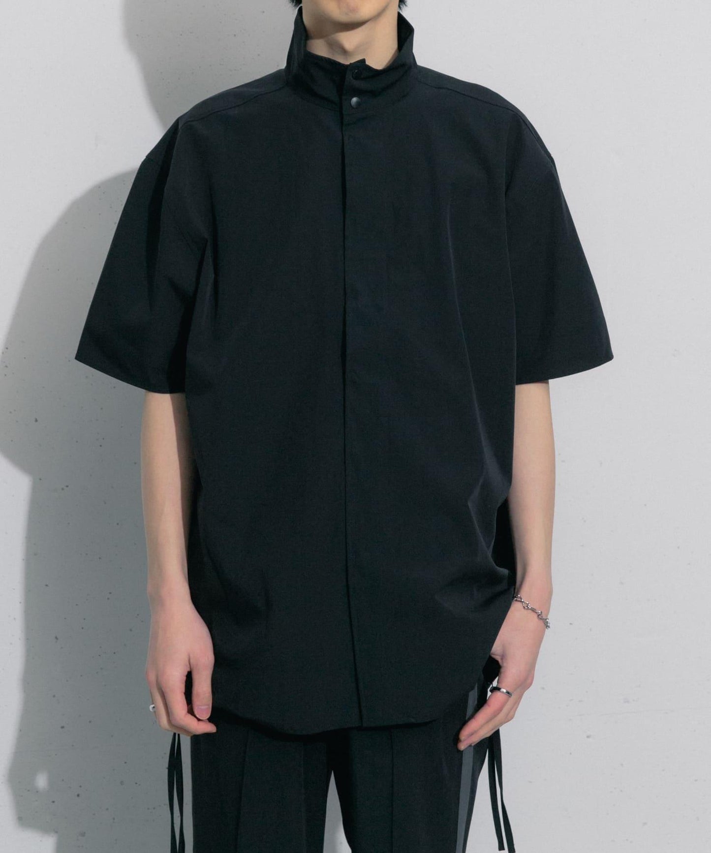 Uiscel 4向彈力側拉鍊寬鬆襯衫