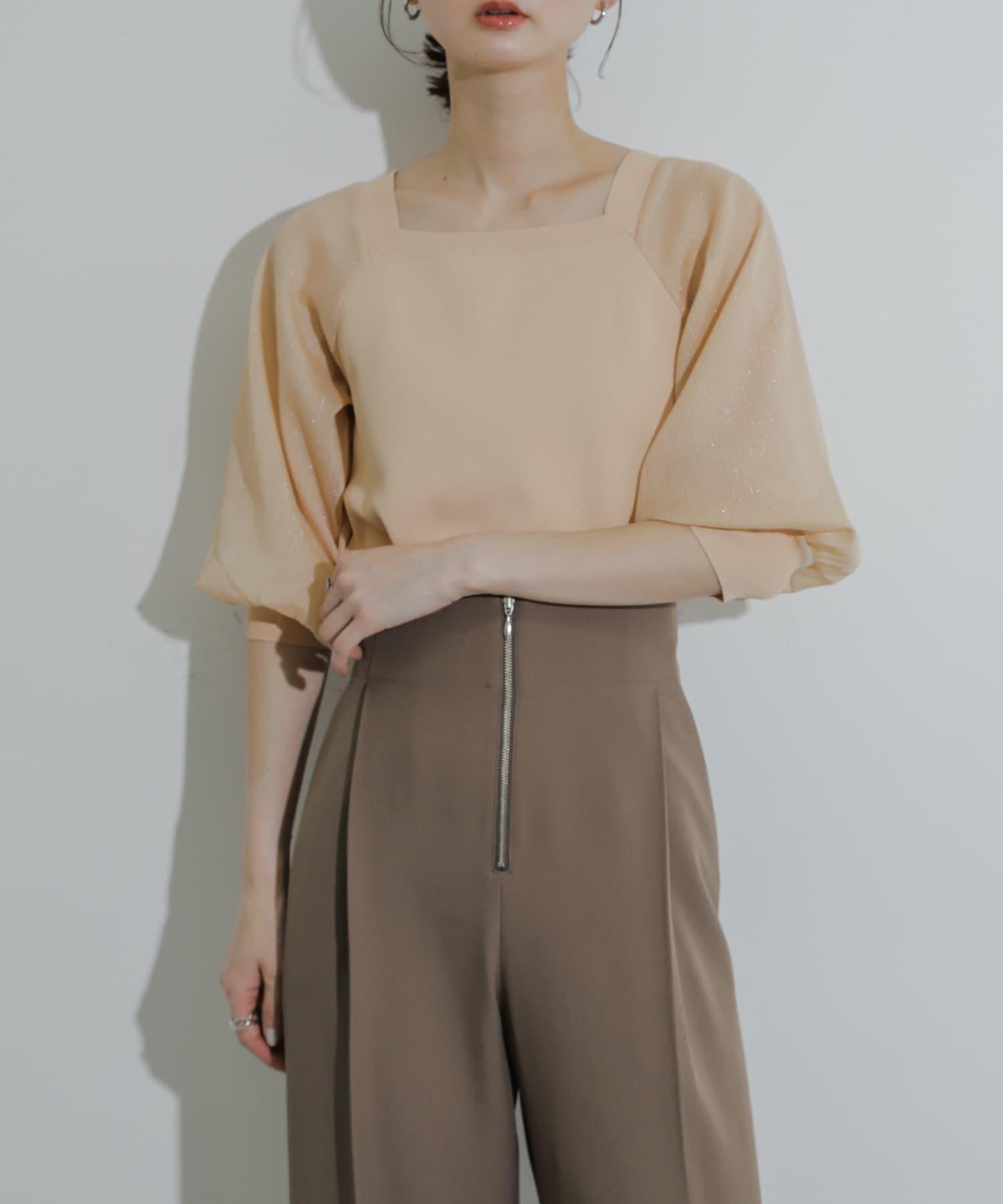 透視感蓬鬆袖針織衫（五分袖）