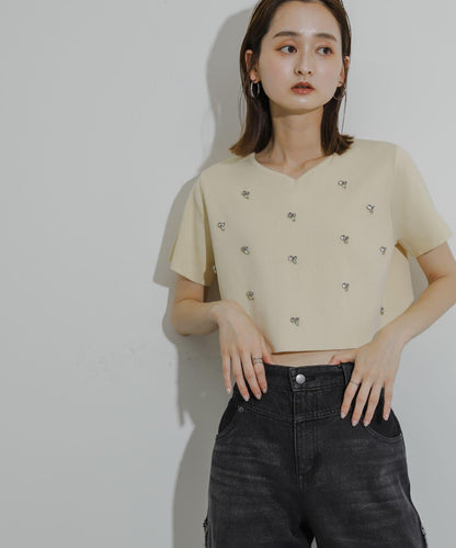 心形領口鑲鑽毛衣