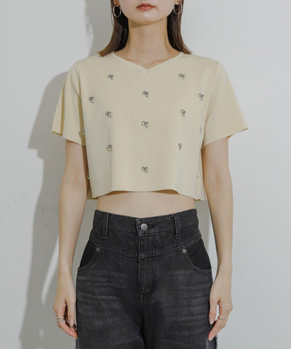 心形領口鑲鑽毛衣