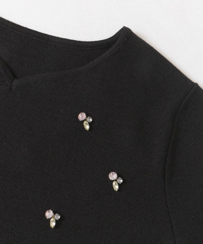 心形領口鑲鑽毛衣